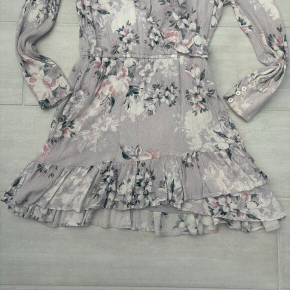 American Rag Floral Printed Ruffle Trim Wrap Dress Gray Mini Floral V-Neck Small - Picture 3 of 10